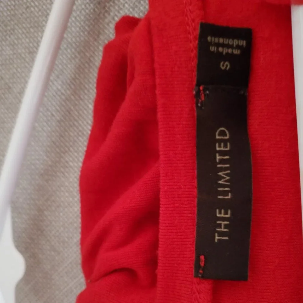Red T-Shirt - Picture 4 of 5